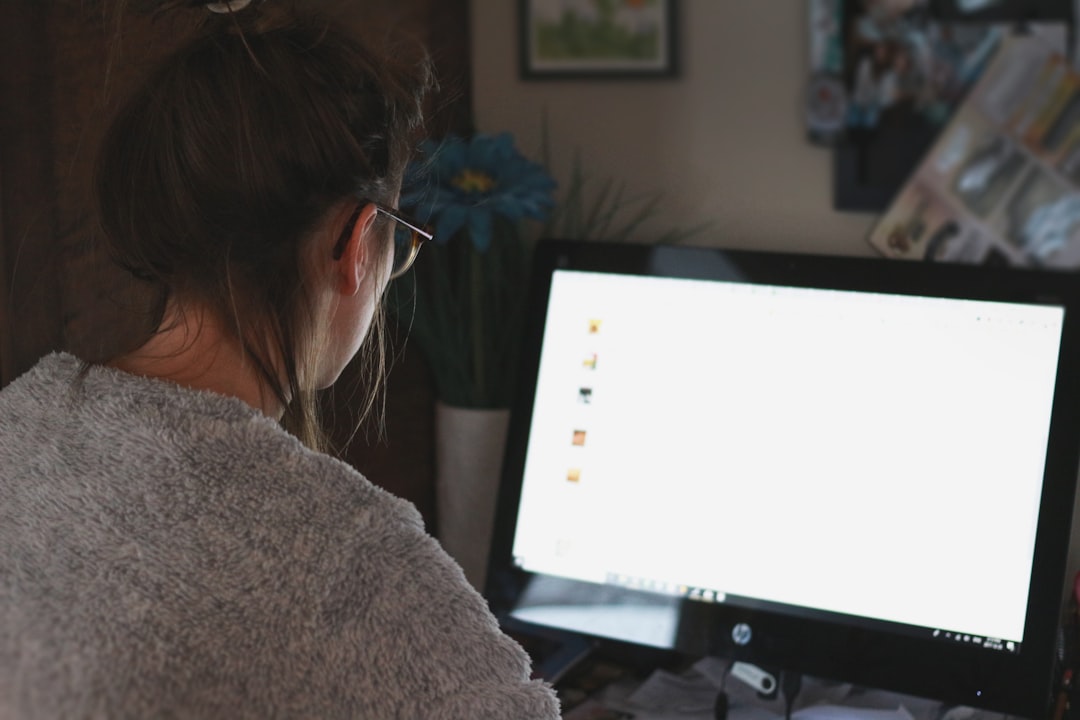 The Ultimate Guide to Choosing the Best Reddit Monitoring Tool for Your Business